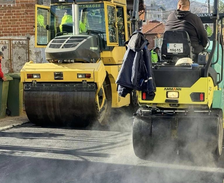 Затварят за коли кръстовище в Перущица